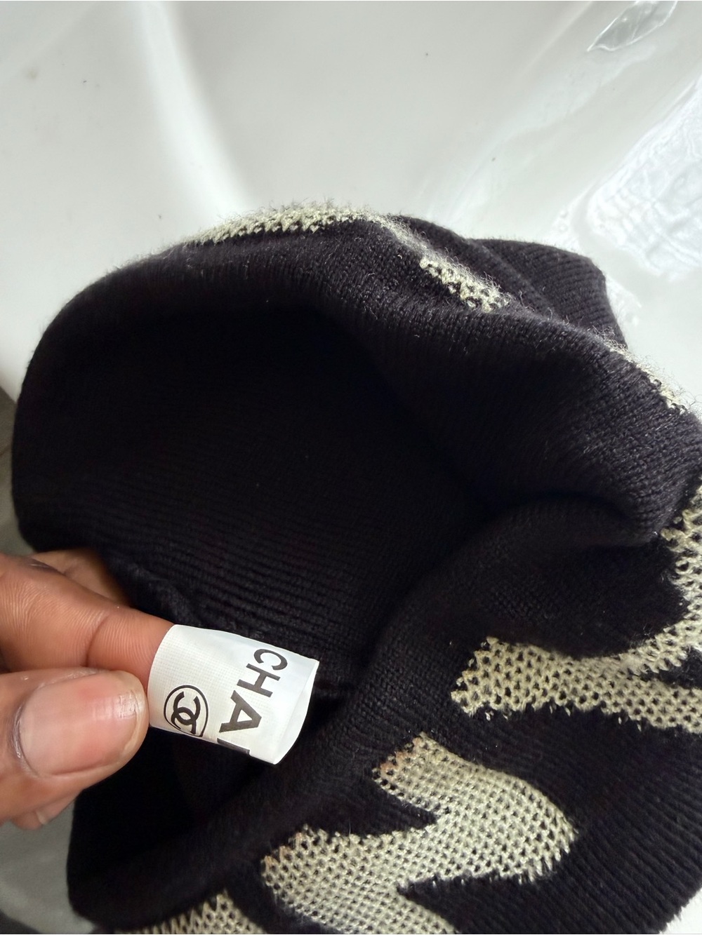 Black hat - Picture 4 of 4